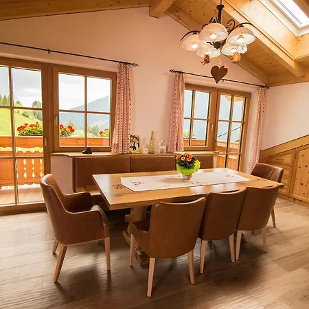 Landhof Adlerhorst Apartmán *